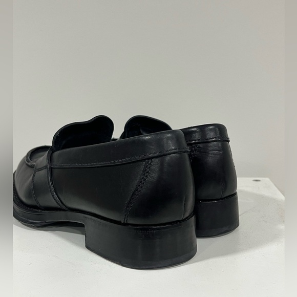 Prada Platform Loafer. Prada size 7 equivalent to USA 9 or 42 EURO - Picture 6 of 16
